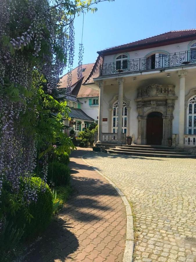 Hotel Garden Boleslawiec  Ngoại thất bức ảnh