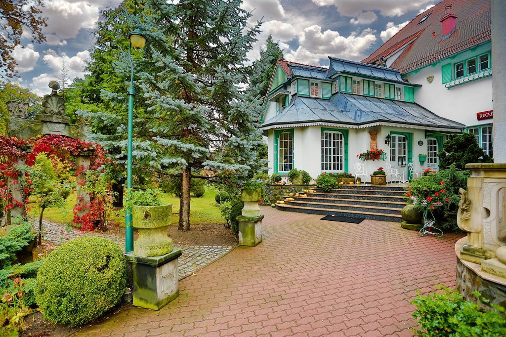 Hotel Garden Boleslawiec  Ngoại thất bức ảnh