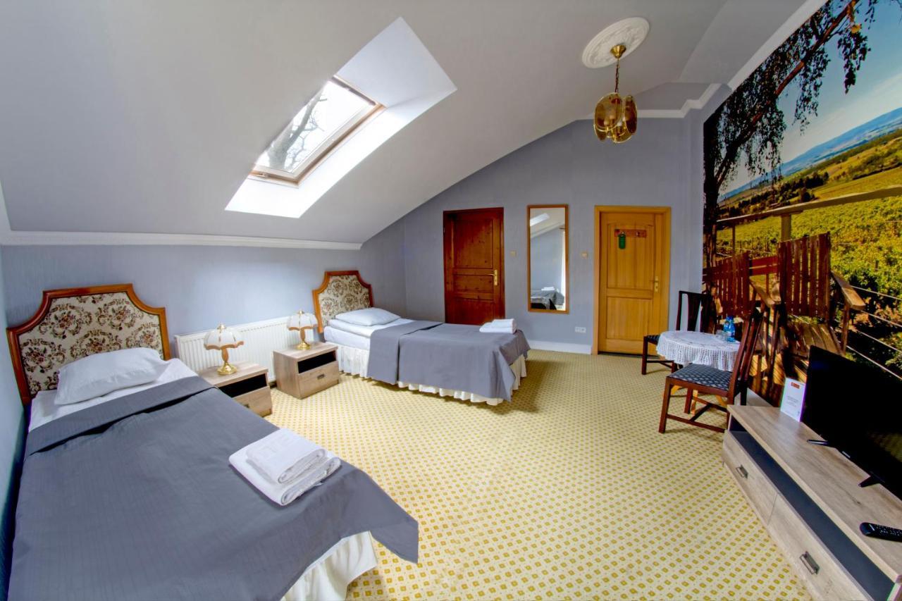 Hotel Garden Boleslawiec  Ngoại thất bức ảnh