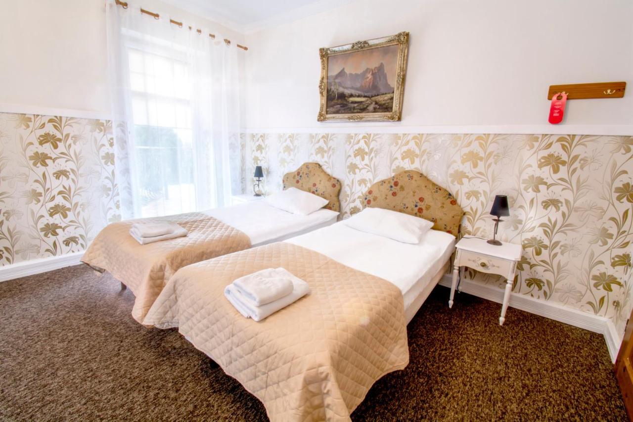 Hotel Garden Boleslawiec  Ngoại thất bức ảnh